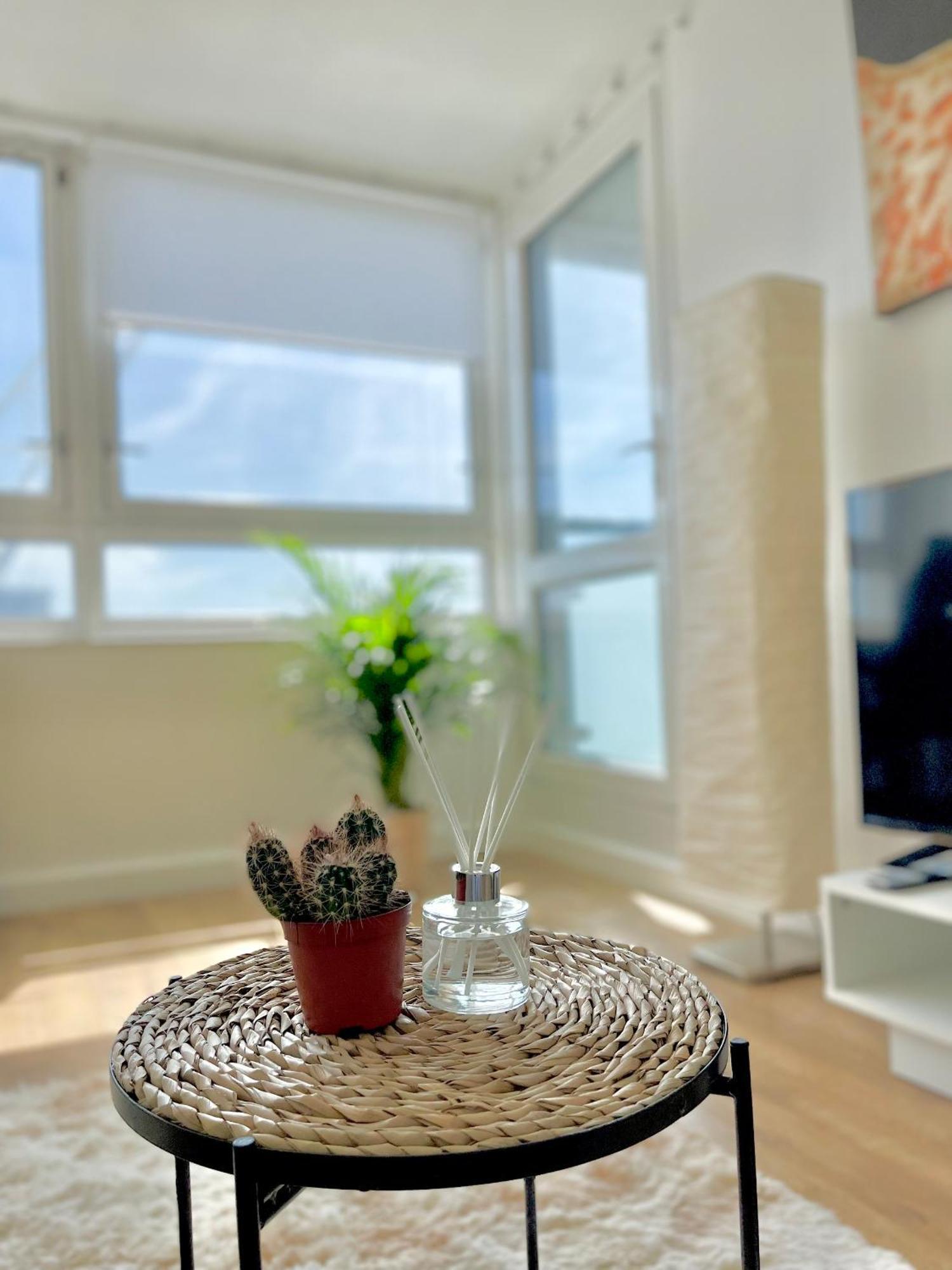 Paddington Flat Close To Station With Patio *